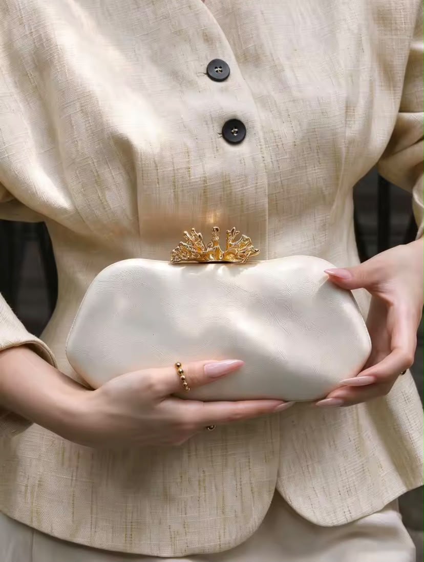 Clutch Olga Amelia